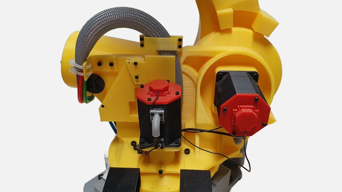 FANUC R-2000 Series photo